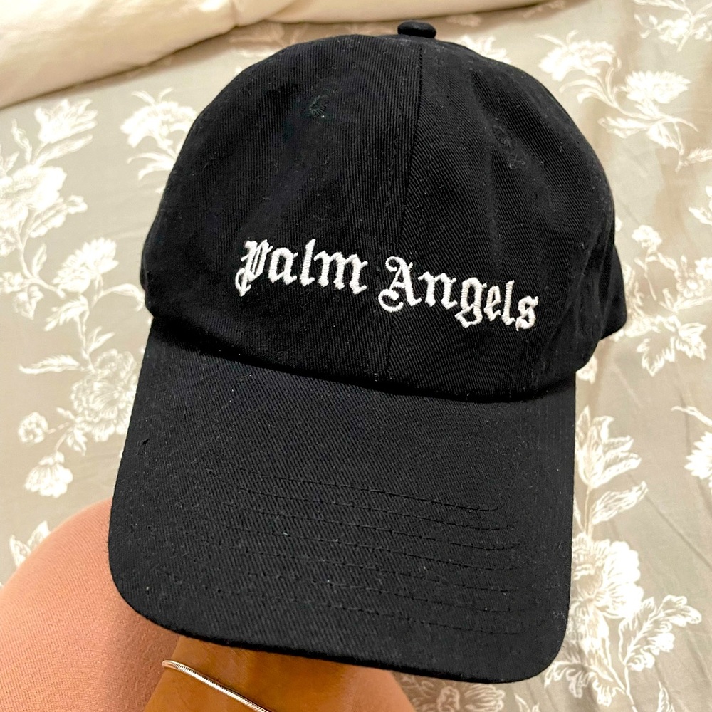 Palm Angels hat.